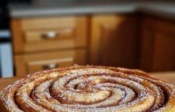 Zimtschnecken Käsekuchen mit 750 g frischkäse in 30 Minuten zubereitet