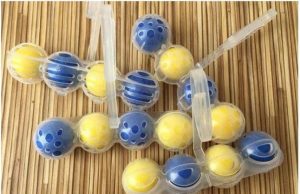 Mein ganzes Leben lang habe ich den Toilettenblock falsch benutzt: Ich habe ihn am Rand aufgehängt, aber es muss anders gemacht werden